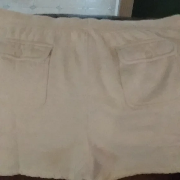 Women's Sport Savvy brand cargo shorts. NWOT - Picture 3 of 3